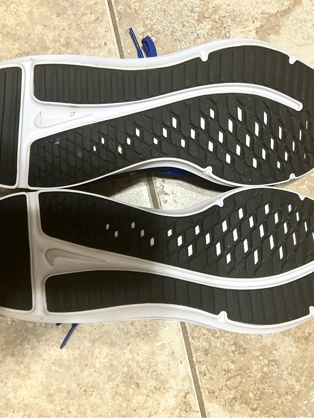 Nike Men’s Royal Blue Athletic Trainers with Black Swoosh